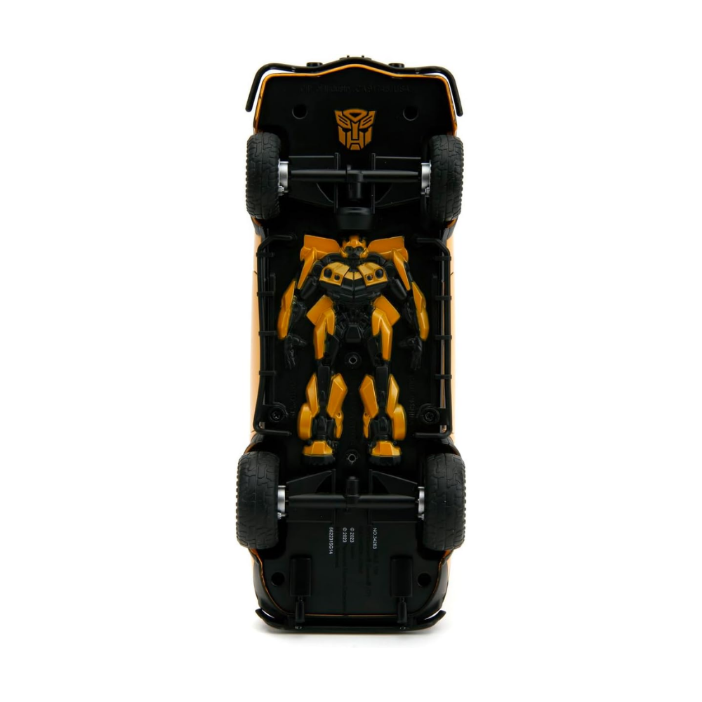 Transformers Rise of the Beasts Bumblebee 1977 Chevrolet Camaro 1:24 Diecast Model Araba