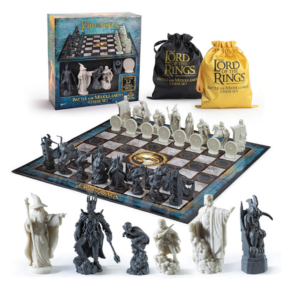 Noble Collection - Lord of The Rings - Chess Set
