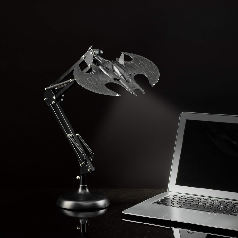 Paladone Batwing Posable Desk Light – Batman Temalı Bükülebilir Masa Lambası