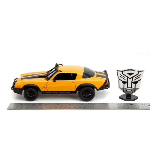 Transformers Rise of the Beasts Bumblebee 1977 Chevrolet Camaro 1:24 Diecast Model Araba